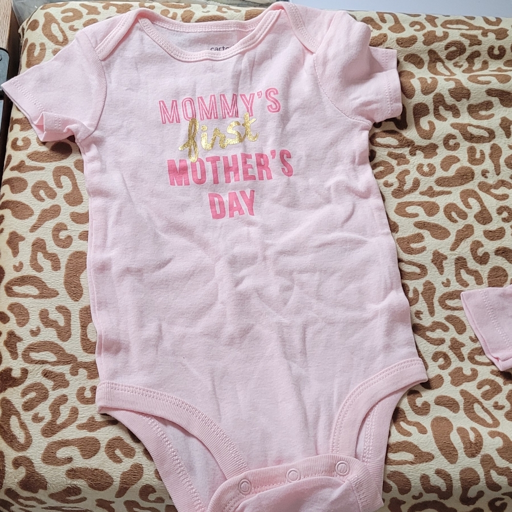 12 month baby girl pink "mommy's first mother's day" short sleeve onesie